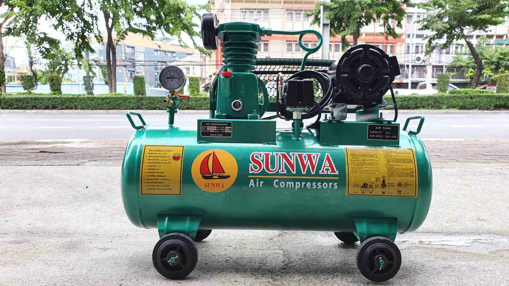 ปั๊มลม Sunwa 1/4 HP 36L 220V SA-1/4